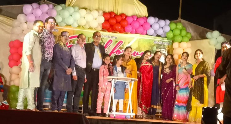 आपसी भाईचारे का संदेश देती है होली