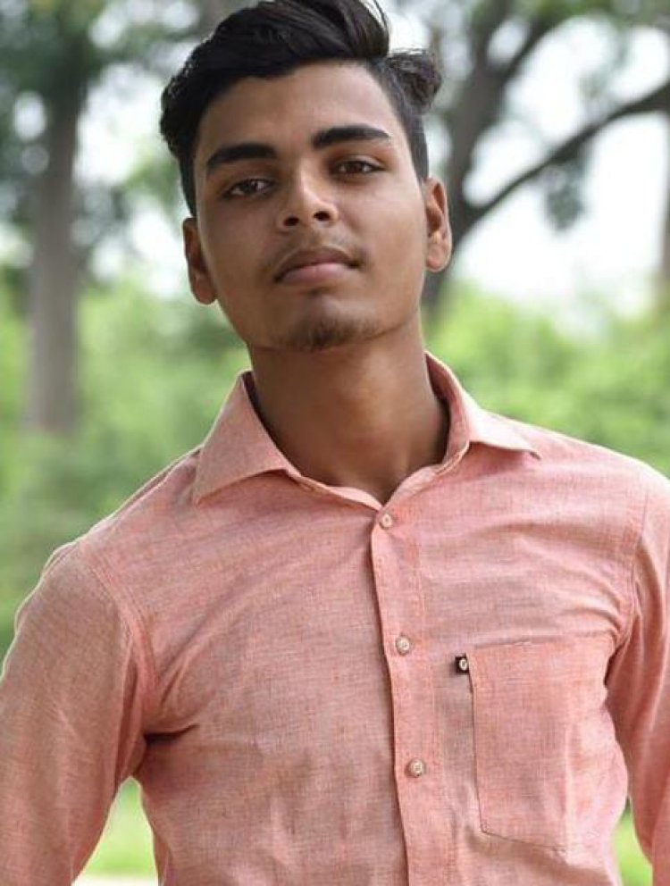 अनियंत्रित होकर बाइक खाई में गिरी एक की मौत दो बुरी तरह से घायल