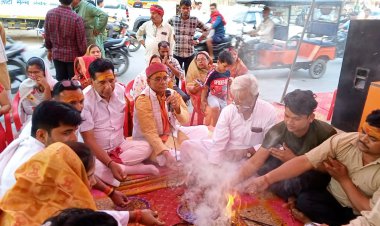 जौनपुर: हनुमान जन्मोत्सव पर विशाल भंडारे का हुआ आयोजन