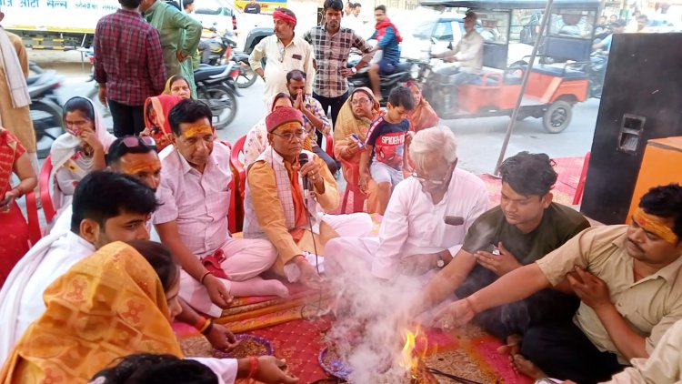 जौनपुर: हनुमान जन्मोत्सव पर विशाल भंडारे का हुआ आयोजन