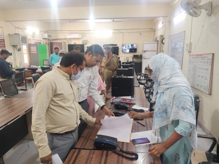 नगरीय निर्वाचन कंट्रोल रूम का निरीक्षण