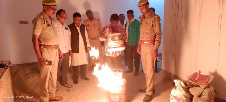 आग से बचने के लिए दी गई ट्रेनिंग