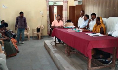 क्षेत्र पंचायत सदस्यों की ब्लॉक सभागार में की गई बैठक