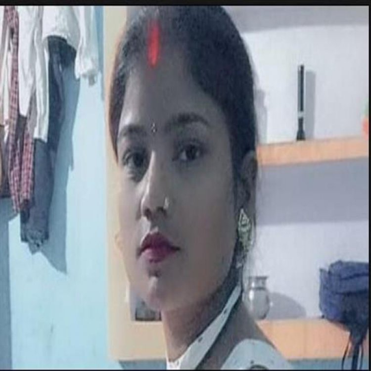 फांसी से लटकता मिला विवाहिता का शव