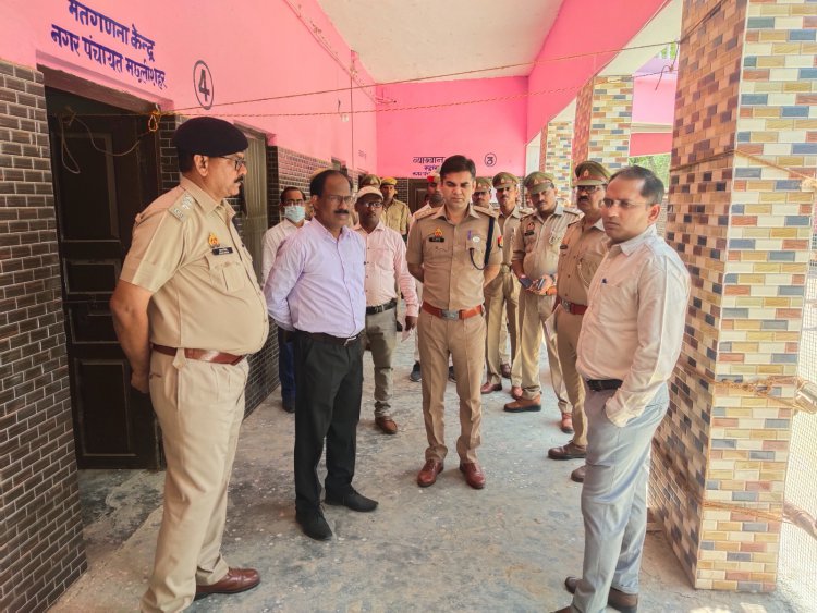 बिहारी महिला महाविद्यालय मछलीशहर एवं स्वामी विवेकानंद इंटर कालेज मड़ियाहूं में बनाए गए मतगणना स्थल, स्ट्रांग रूम का निरीक्षण,