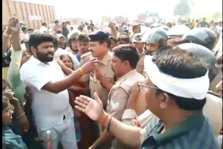 राष्ट्रीय राज्यमार्ग जाम करने के आरोप में भाजपा नेता सहित 60 नामजद व 60/70 अज्ञात के खिलाफ गम्भीर धारा में मुकदमा दर्ज