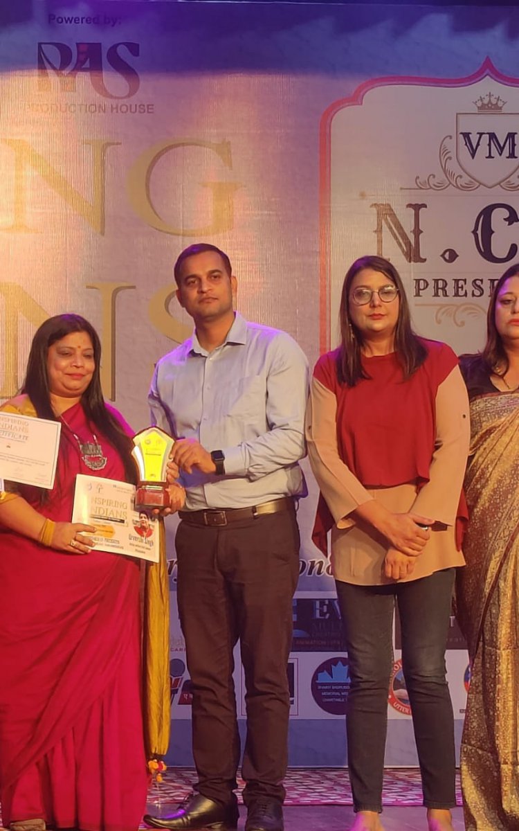 जौनपुर: समाज में उत्कृष्ट कार्य के लिए उर्वशी सिंह को इन्सपायरिग इंडियन अवार्ड से किया गया सम्मानित |