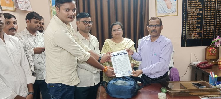 मानदेय की मांग पर पैरावेट कर्मियों का बड़ा ऐलान, 23 जुलाई से टीकाकरण व कृत्रिम गर्भाधान कार्य का बहिष्कार