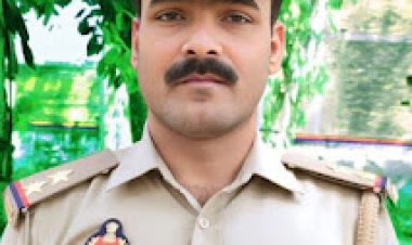 जौनपुर/ 25 हजार के इनामी निलंबित थानाध्यक्ष दिव्य प्रकाश सिंह ने किया सरेंडर