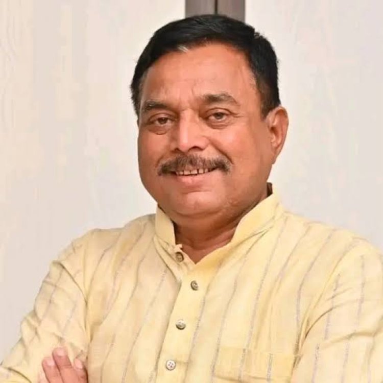 डॉ. हरेंद्र प्रसाद सिंह: चिकित्सा जगत से राजनीति तक का सफर, 2017 में बने विधायक, 2022 में मिली हार